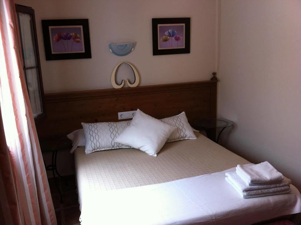 Hostal Costa De La Luz Conil De La Frontera Luaran gambar