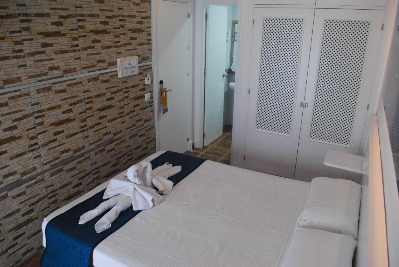 Hostal Costa De La Luz Conil De La Frontera Luaran gambar