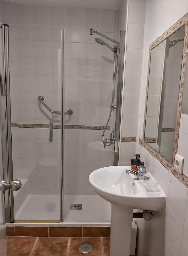 Hostal Costa De La Luz Conil De La Frontera Luaran gambar